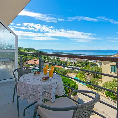 Apartments Nataly With Free Parking Makarska Exterior photo