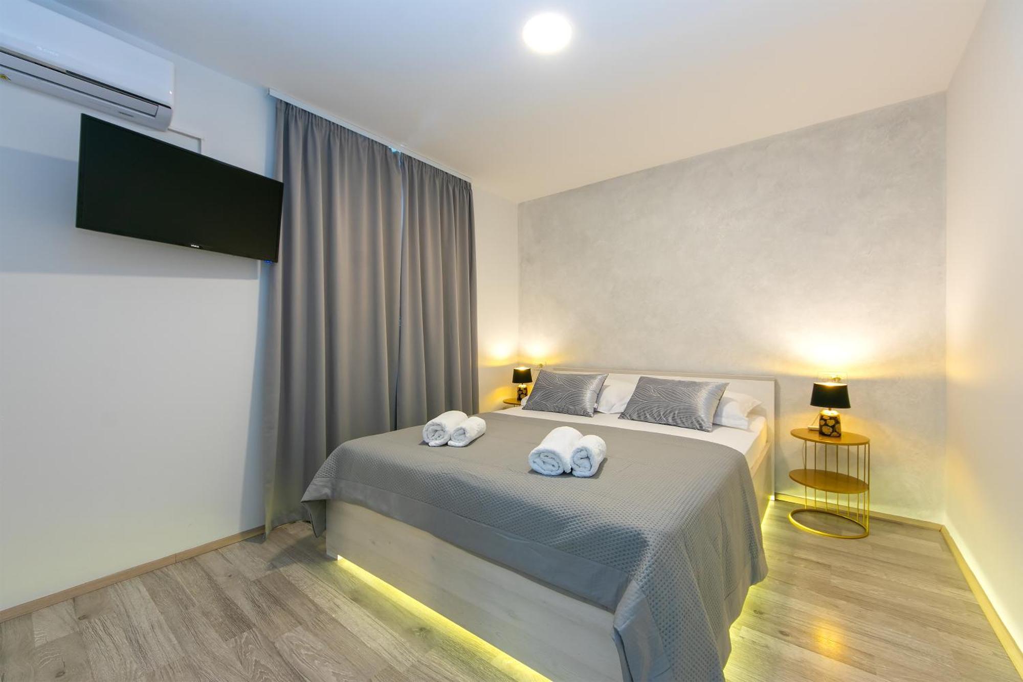 Apartma Nataly With Free Parking *