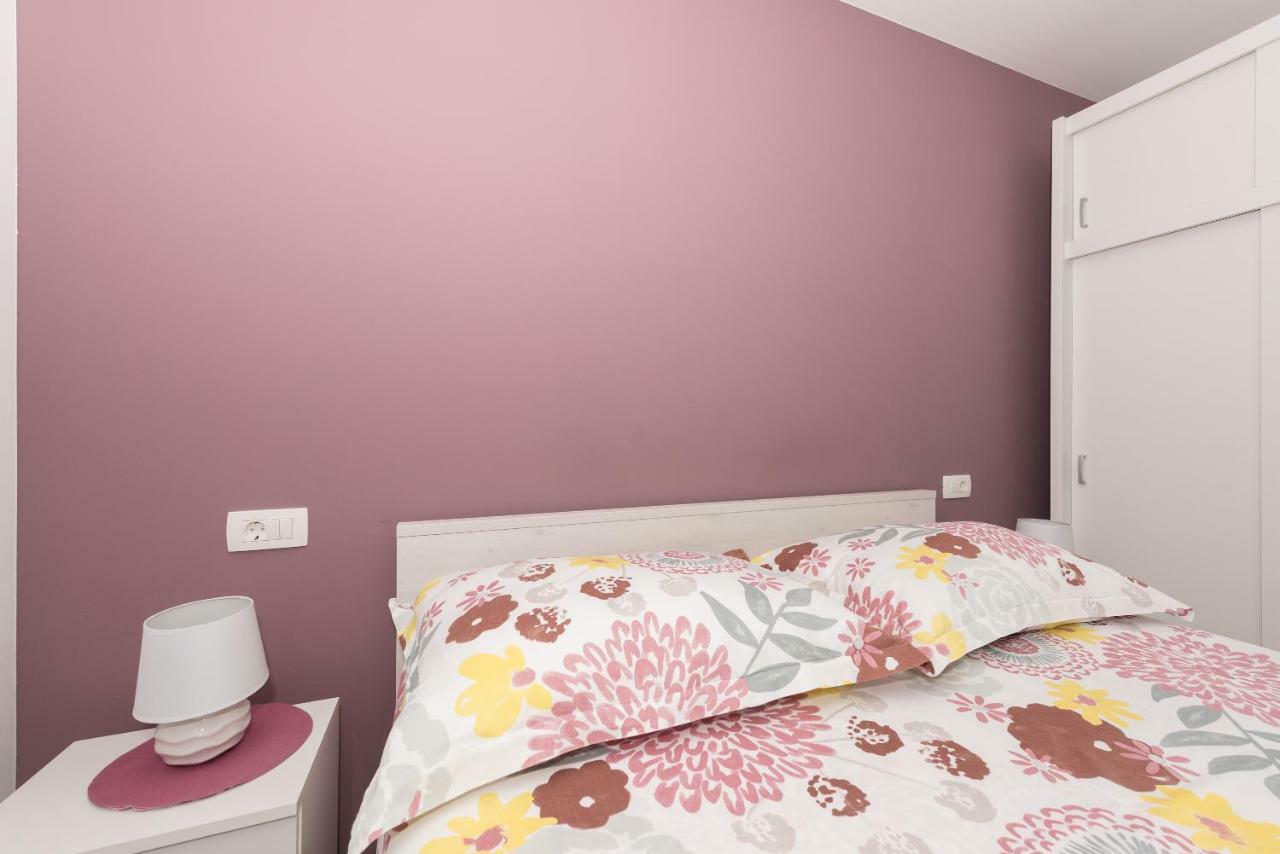 Apartment Nataly With Free Parking Makarska